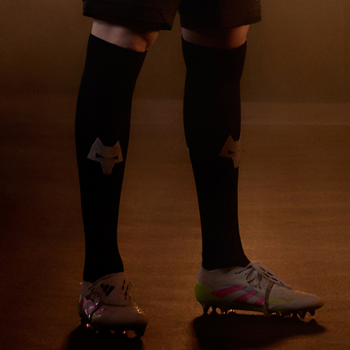 2025-26 Wolves Goalkeeper Home Sock - Adult