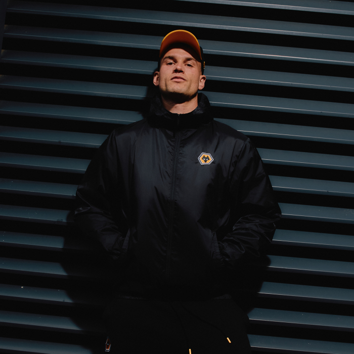 Essentials Shower Jacket - Black