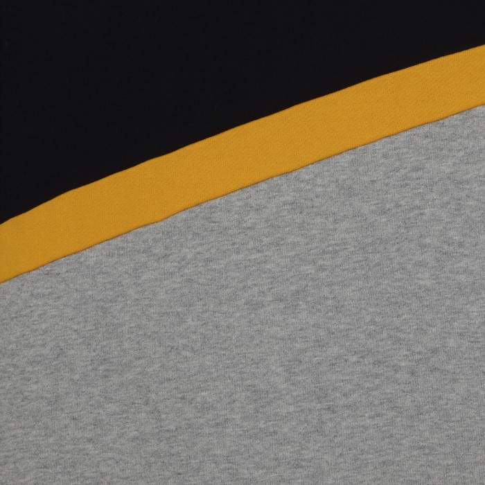 Essentials Cut & Sew Sweat - Grey